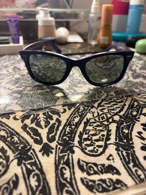 Ray-Ban Wayfarer Sunglasses
